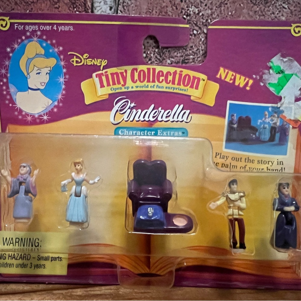 Disney Tiny Collection Cinderella Character Extras.  1996 Mattel